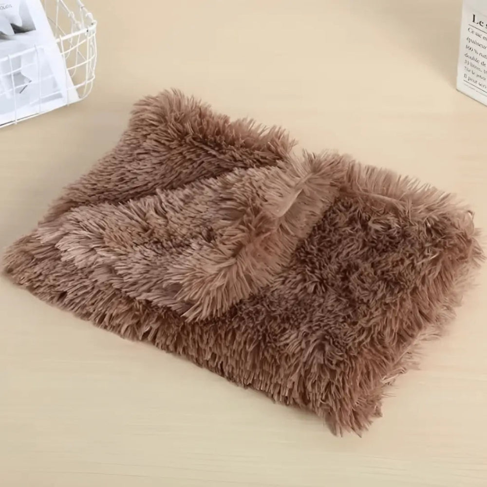 Osterly Calming Pet Blanket – Fluffy Washable Dog and Cat Throw