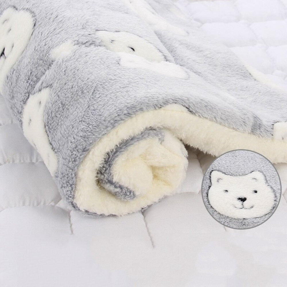 Osterly Plush Dog Blanket – Soft Washable Throw for Pet Beds